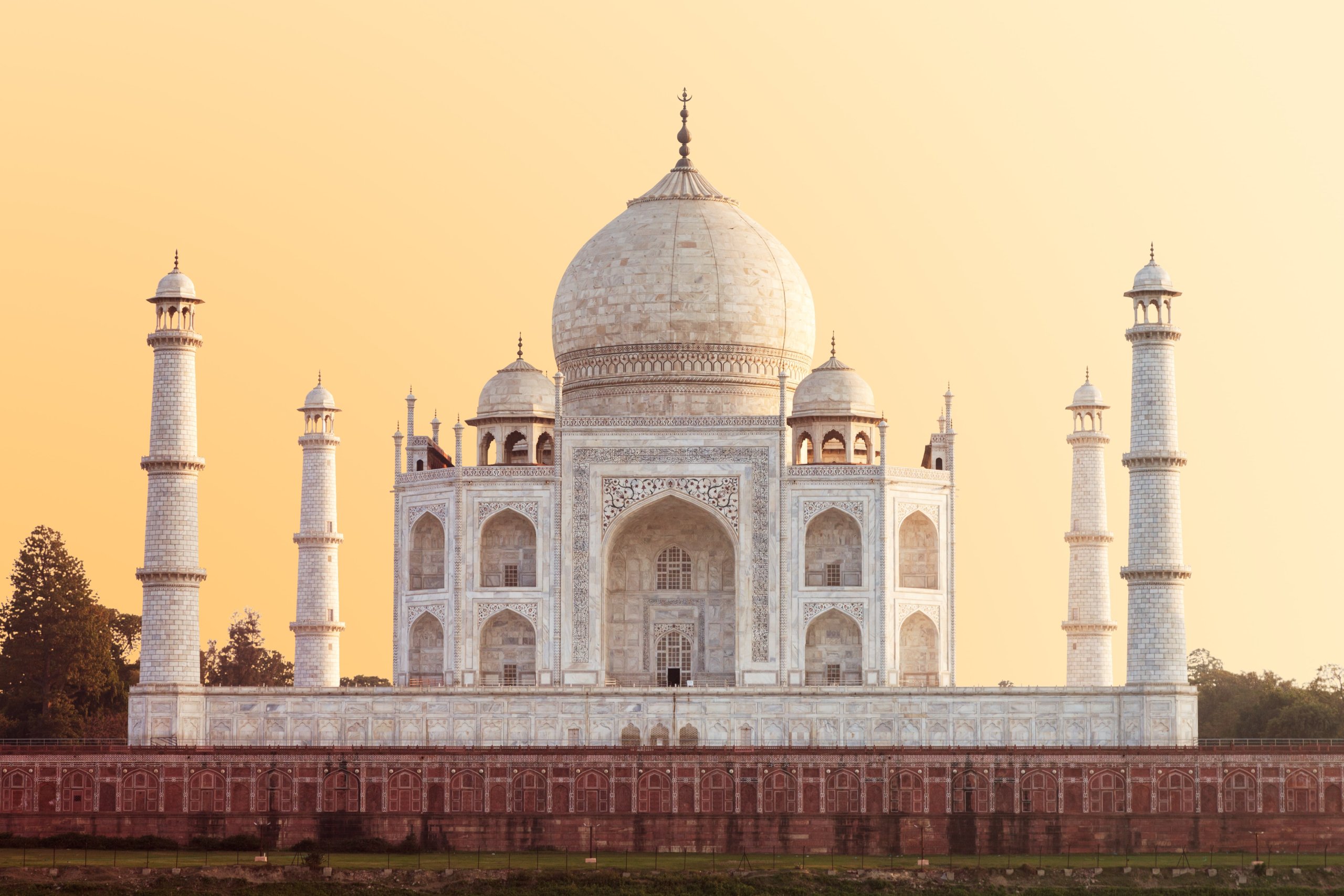 Taj_Mahal_Facts_TravellersofIndia