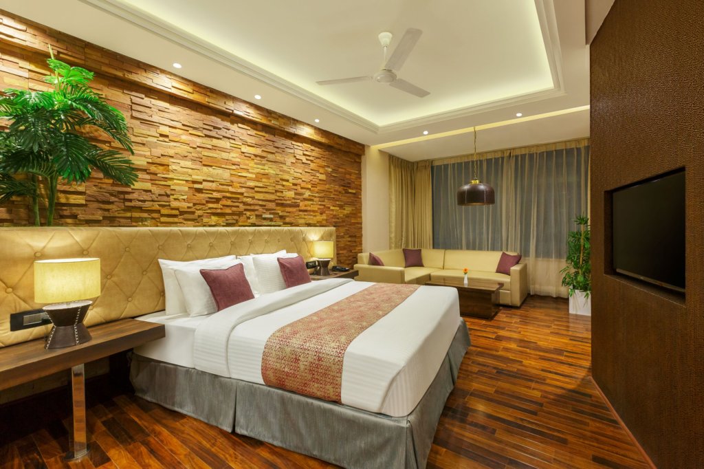 Premier_room_LR_TravellersofIndia