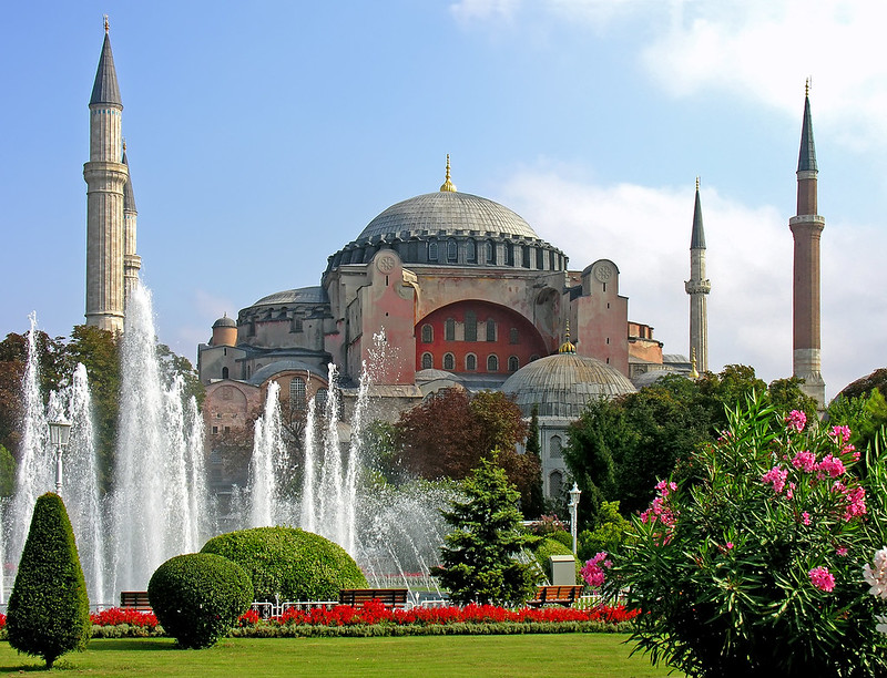 Visit_Istanbul_Turkeys_Most_Famous_City_TravellersofIndia.com