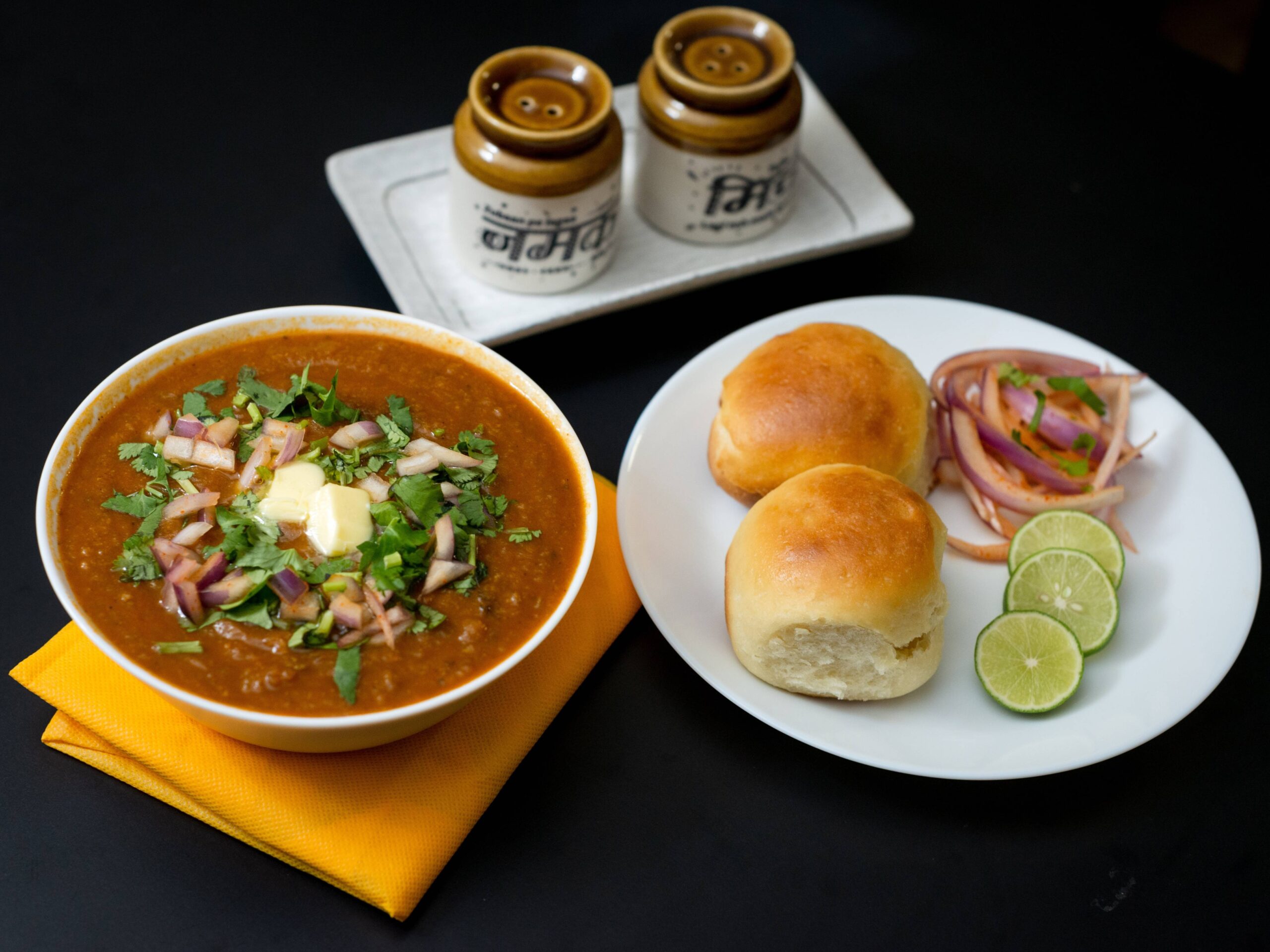 11 Best Places to Eat 'Tikhat' Misal Pav in Aamchi Mumbai