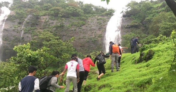 Dudhiware_Waterfall_Pawna_lake_Travellersofindia.com