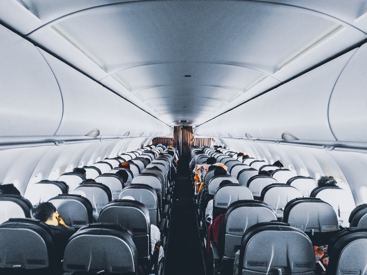 Airplane_passengers_travellersofindia