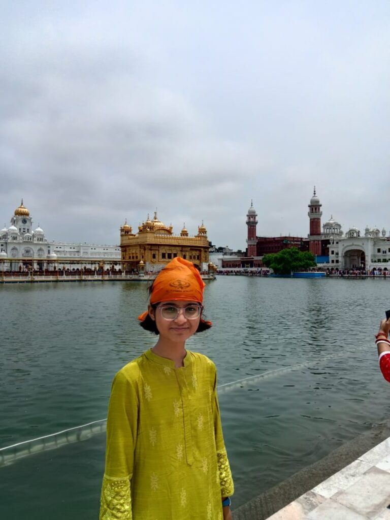 the-heavenly-charm-of-the-golden-temple-by-sayani-nath_travellersofindia.com