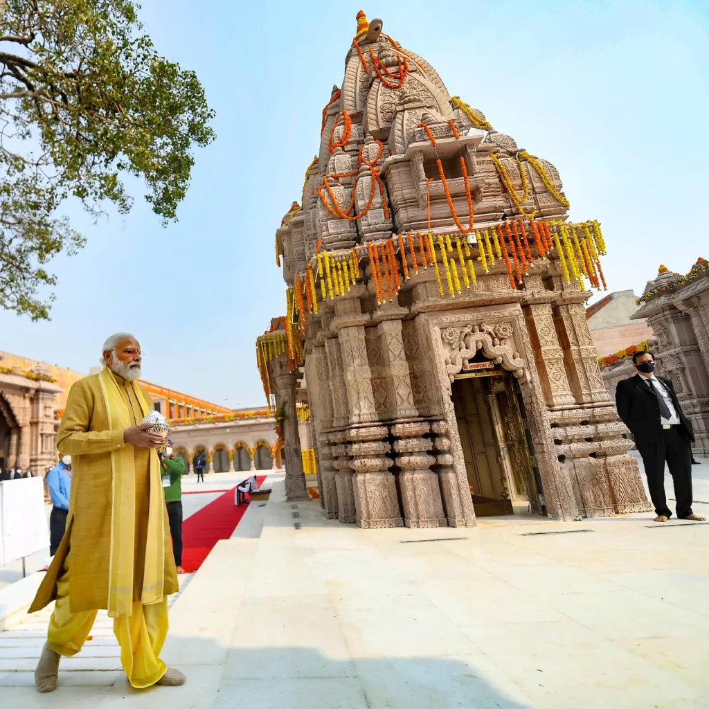 kashi-temple_travellersofindia.com