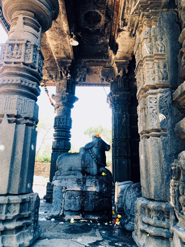 ambreshwar-shiva-temple-ambernath-Nandi-travellersofindia