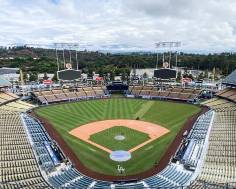 Dodger-Stadium-before-travellersofindia