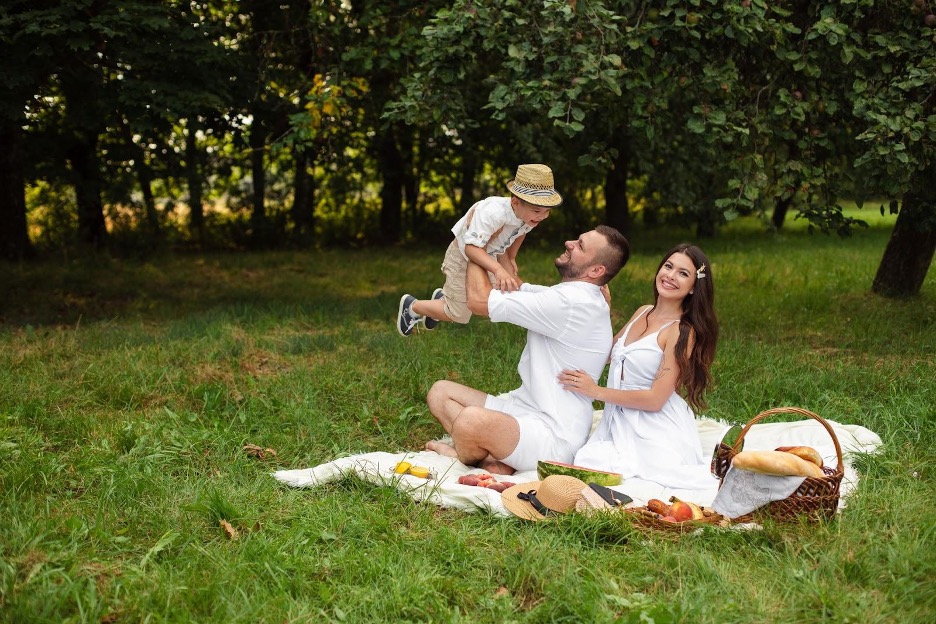 Guide to Choosing the Perfect Picnic Spot for Your Family