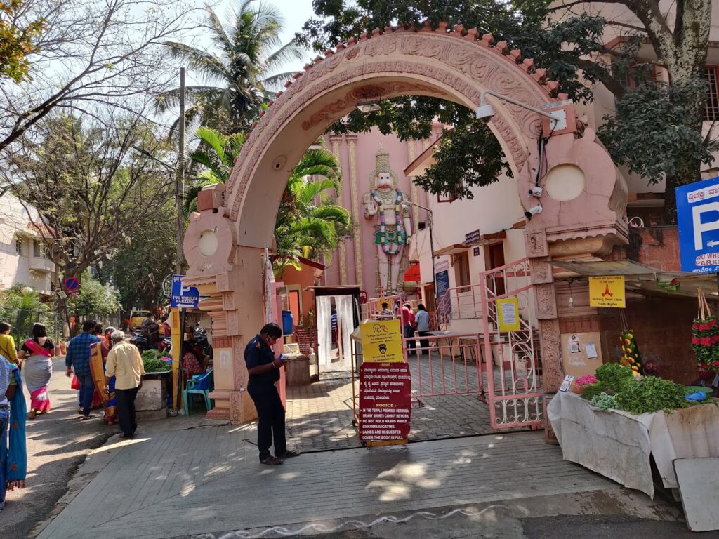 sri-karya-siddhi-anjaneya-swamy-temple2-travellersofindia