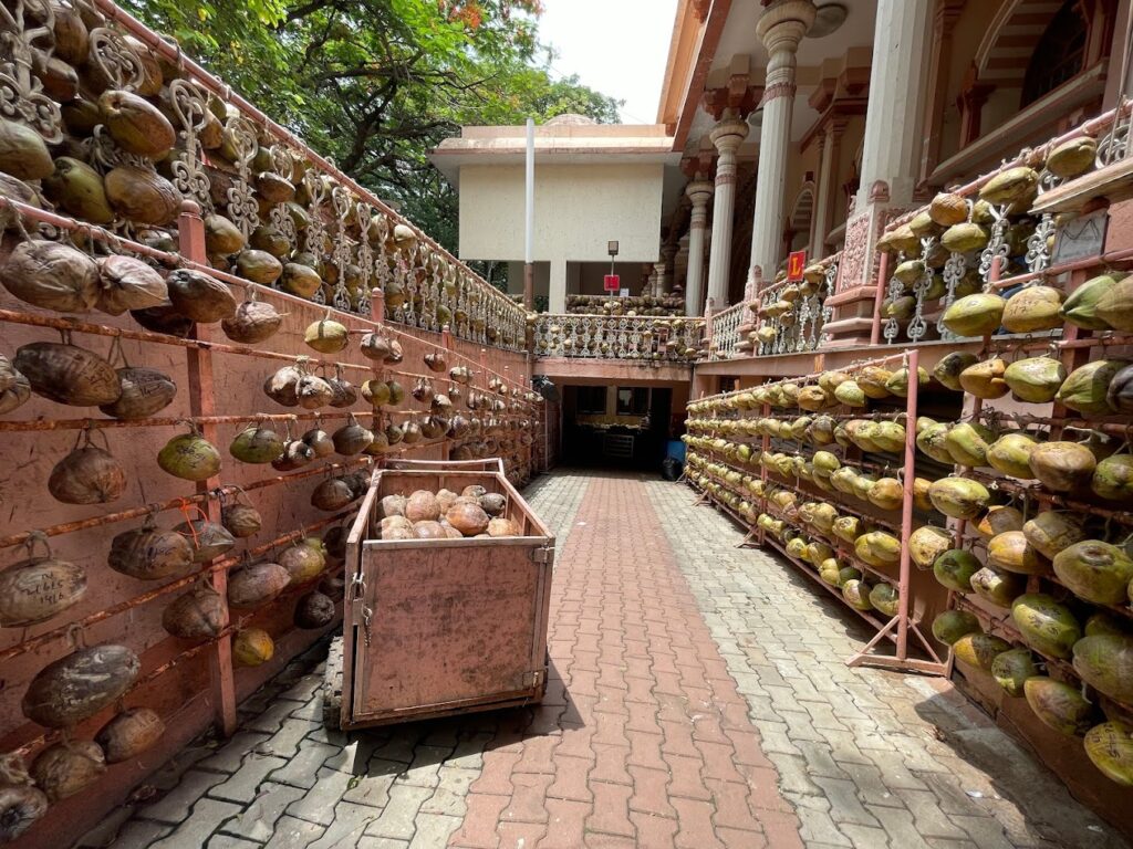 sri-karya-siddhi-anjaneya-swamy-temple4-travellersofindia