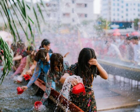 songkran-thailand-travel-story-travellersofindia